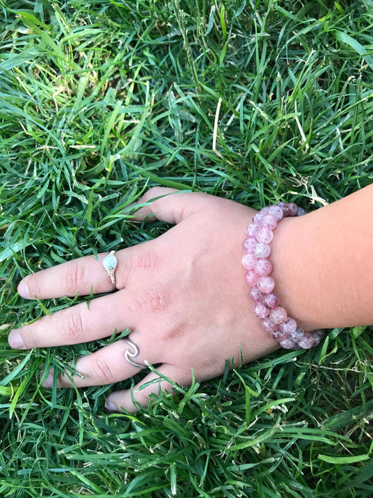 Red Aventurine Bracelet – 8mm Natural Gemstone Beads – Stretch Crystal Bracelet for Vitality, Courage, Grounding & Chakra Healing - Crystals for everyone • Crystals And Cord