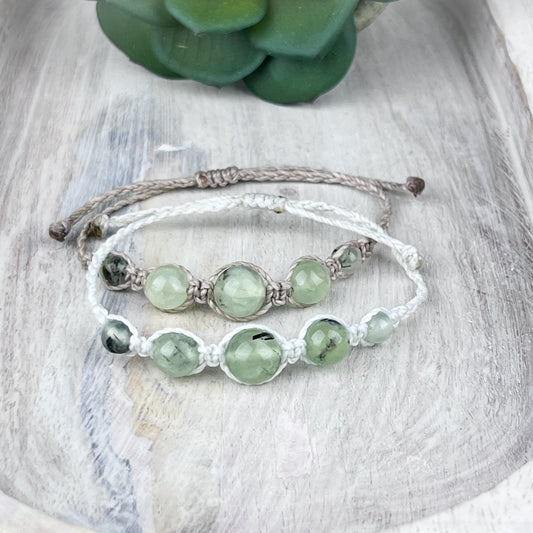 Handcrafted Prehnite Bead Bracelet: Adjustable Natural Stone for Healing and Protection - Crystals for everyone • Crystals And Cord