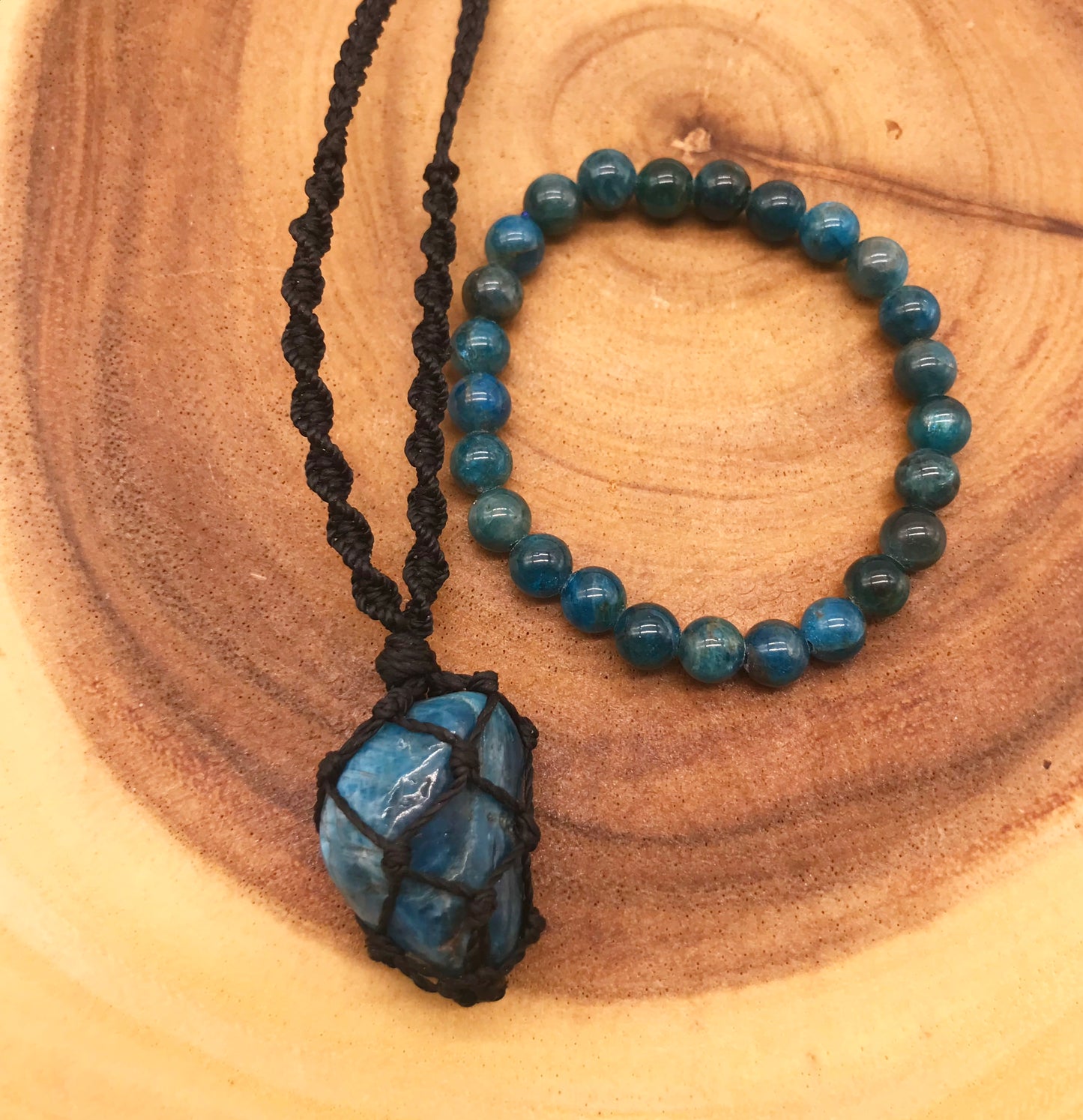 Blue Apatite Gemstone Bracelet 8mm