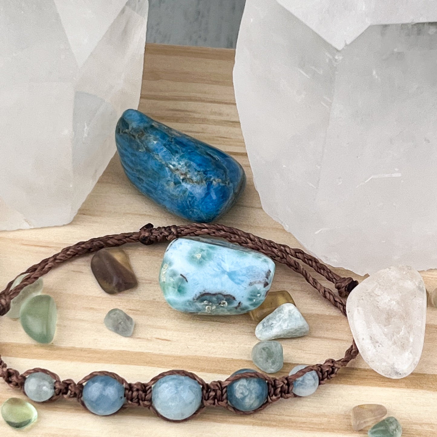 Hand Knotted Bead Bracelet with Aquamarine