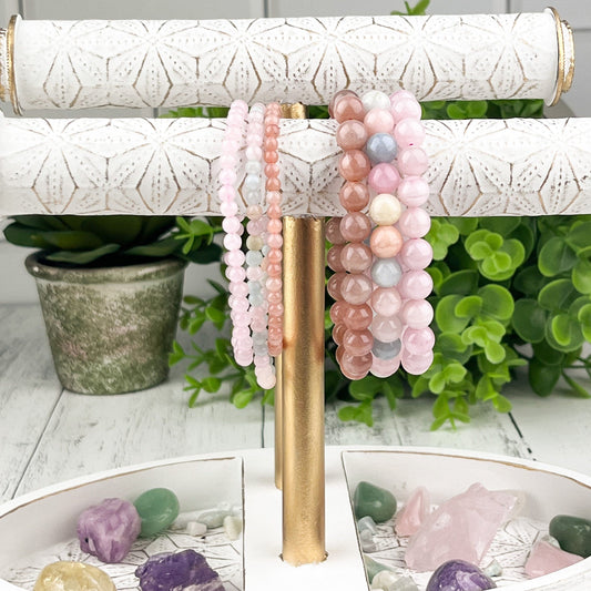 Love's Enchantment: Discovering the Best Crystals to Attract Love - Crystals for everyone • Crystals And Cord