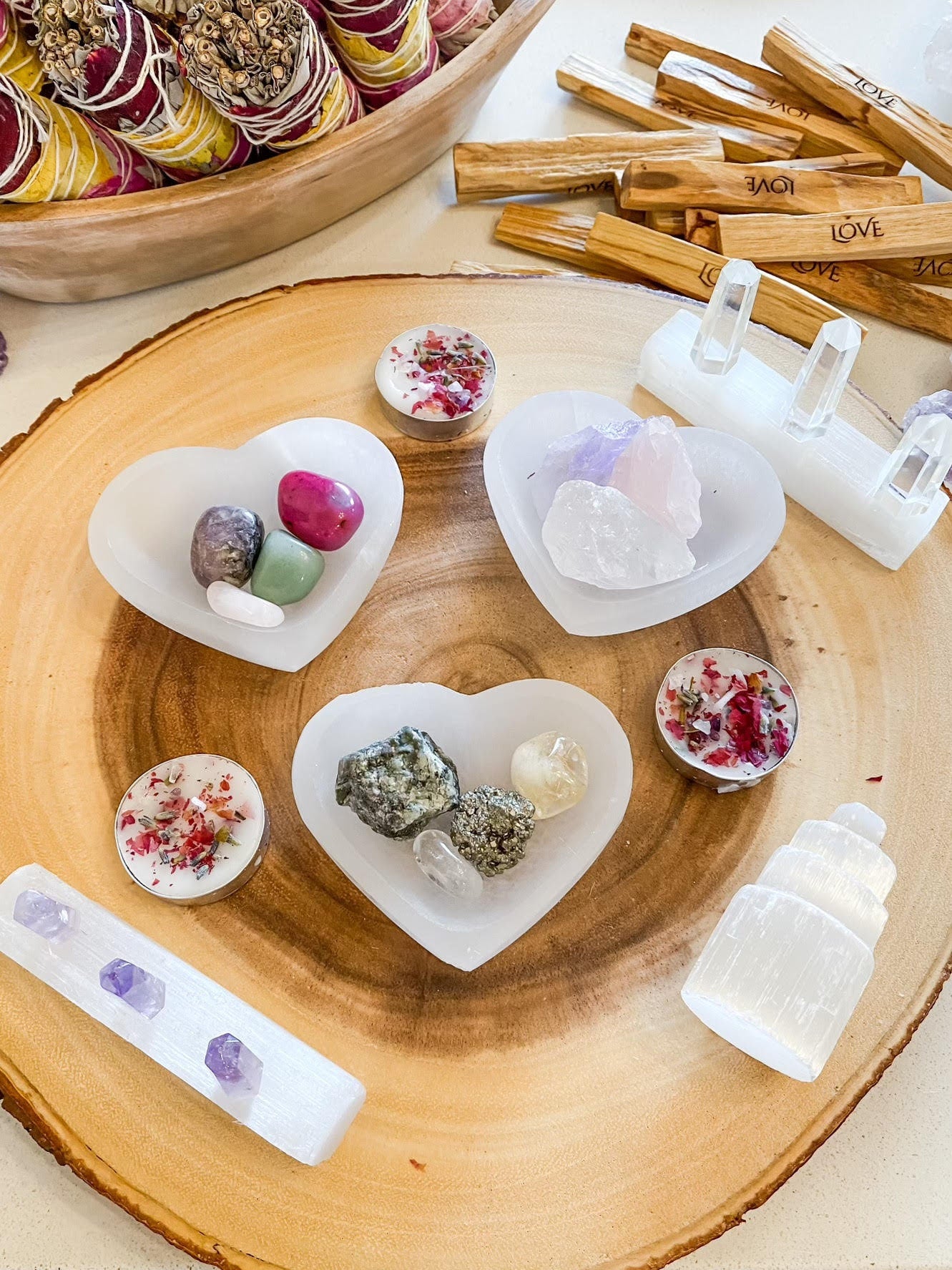 Healing Rose Quartz Stones | Natural Raw Gemstones for Crystal Grids and Meditation | Heart Chakra Stone for Love and Calming Energy - Crystals for everyone • Crystals And Cord