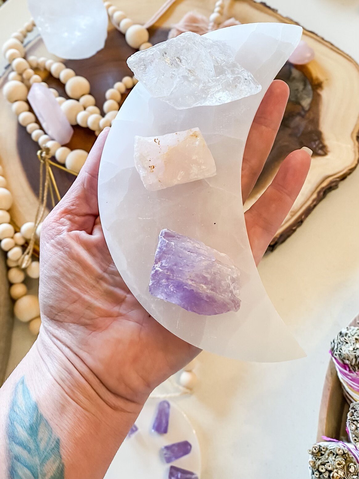 Healing Rose Quartz Stones | Natural Raw Gemstones for Crystal Grids and Meditation | Heart Chakra Stone for Love and Calming Energy - Crystals for everyone • Crystals And Cord