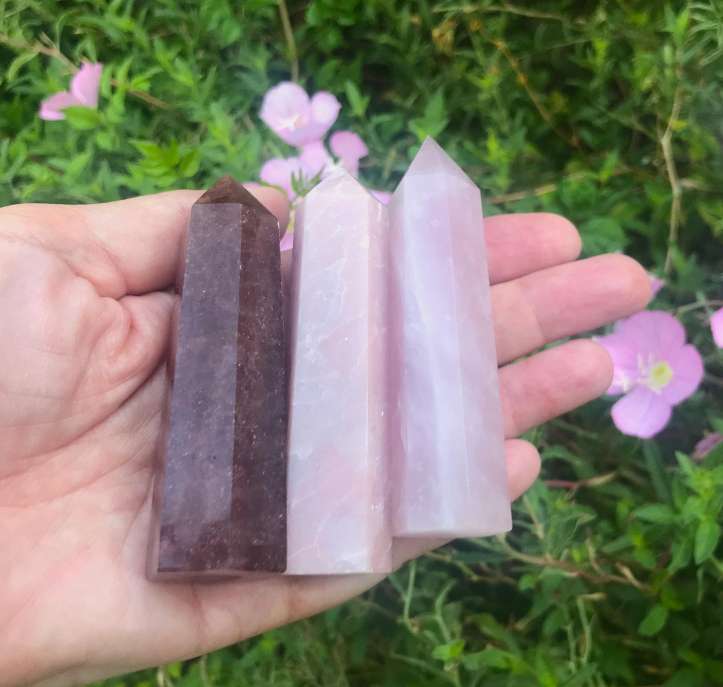 Rose Quartz Tower – Polished Pink Crystal for Love, Healing & Heart Chakra Energy – Standing Point for Decor or Meditation - Crystals for everyone • Crystals And Cord