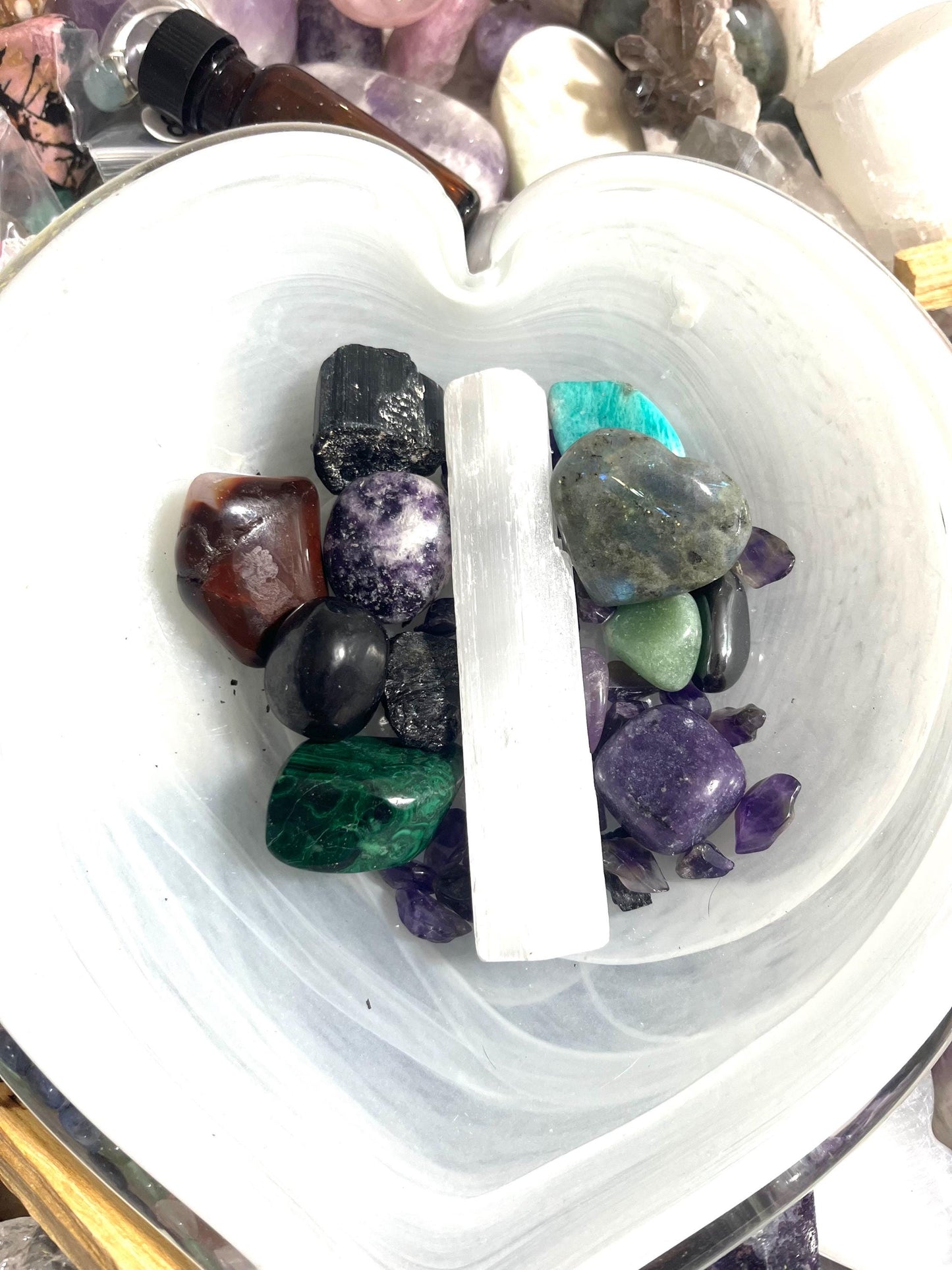 Manifestation Mystery Box – Crystal Confetti Mystery Scoop | Healing Crystals, Gemstone Grab Bag, Surprise Box