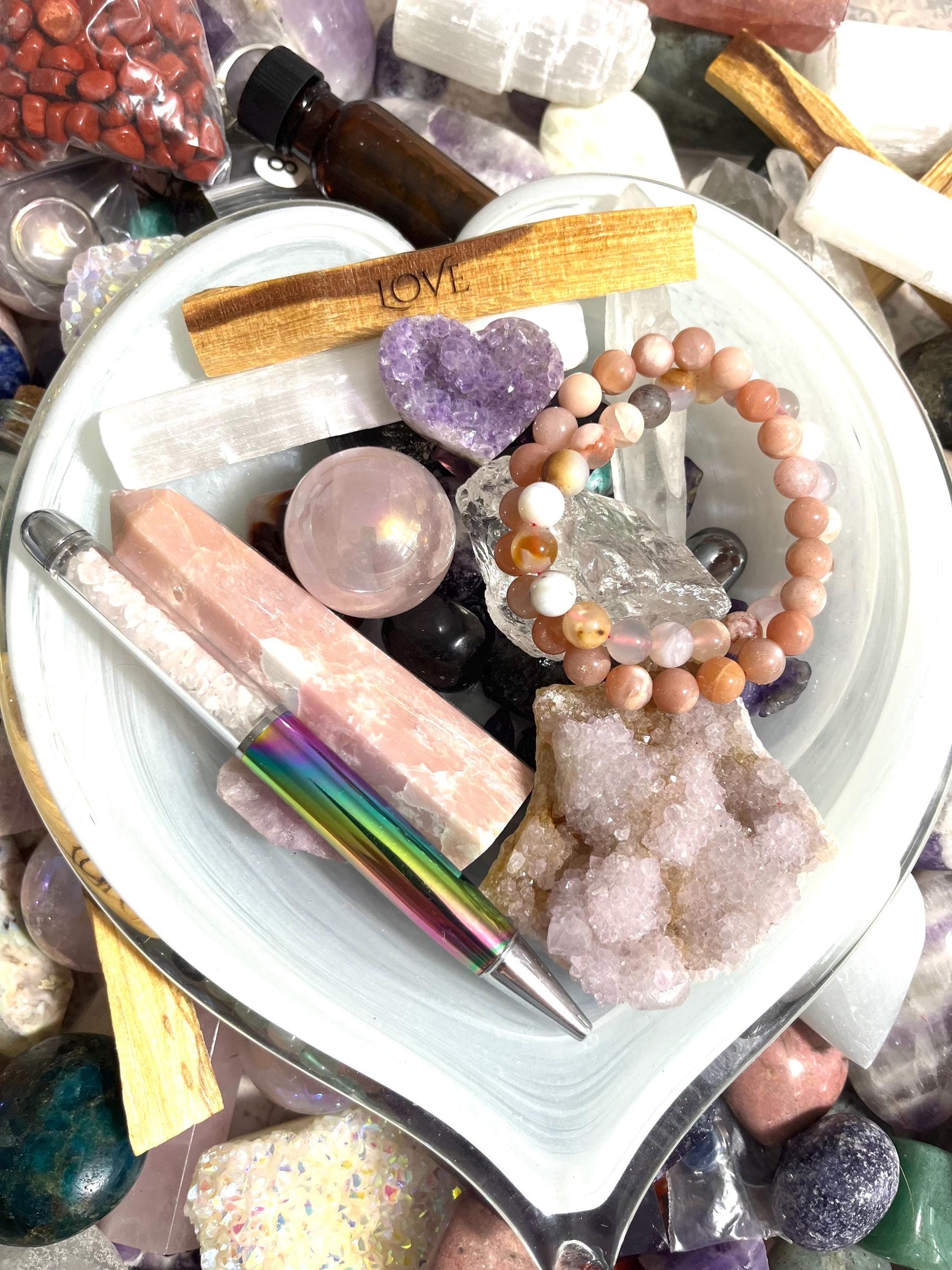Manifestation Mystery Box – Crystal Confetti Mystery Scoop | Healing Crystals, Gemstone Grab Bag, Surprise Box