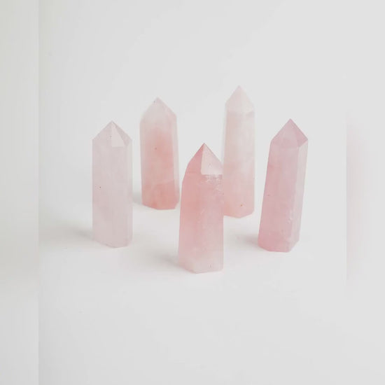 Rose Quartz Tower – Polished Pink Crystal for Love, Healing & Heart Chakra Energy – Standing Point for Decor or Meditation
